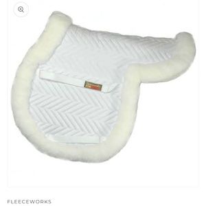 fleeceworks 100% natural sheepskin close contact saddle pad (original full trim)